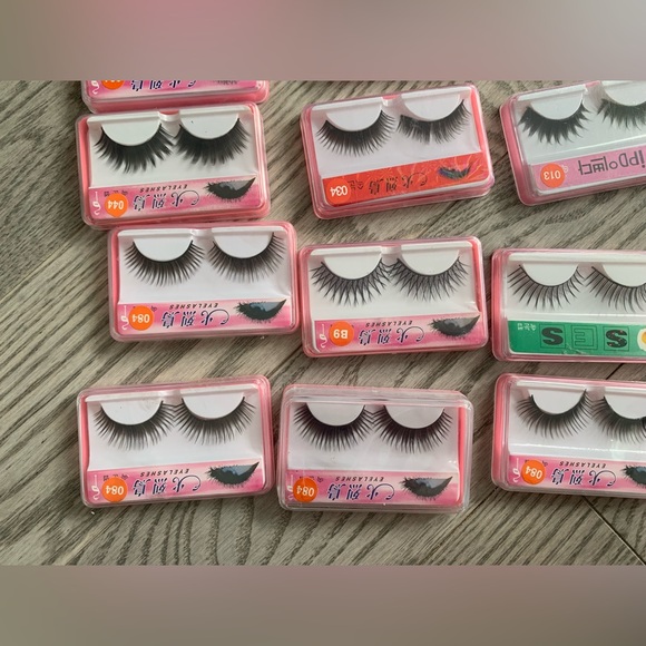 Individually Packed Natural Dramatic False Black eyelashes Set 18 pairs - Picture 2 of 5